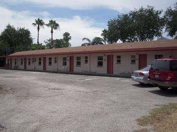 Bayfront Motel Rockport