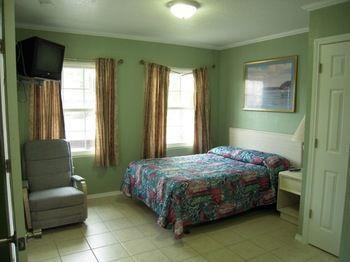 Motel Bayfront 2*